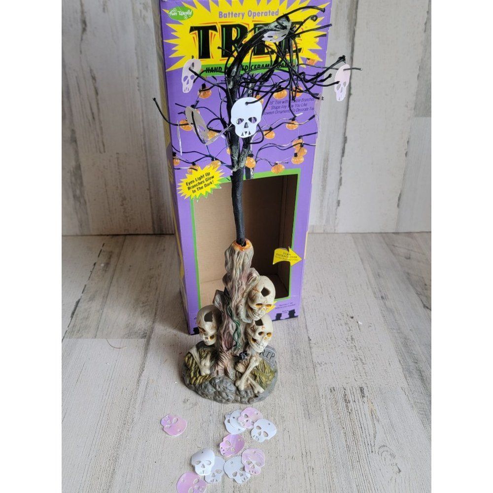 Fun world Skull tree AS IS Vintage Halloween prop‎ decor